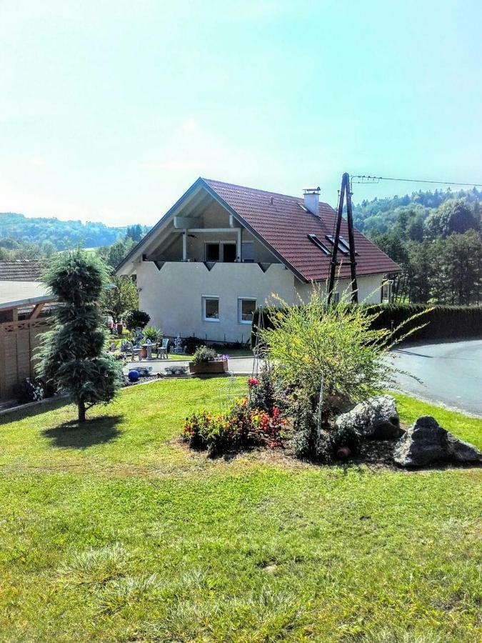 Dahoam By Fam. Franz Apartman Gamlitz Kültér fotó